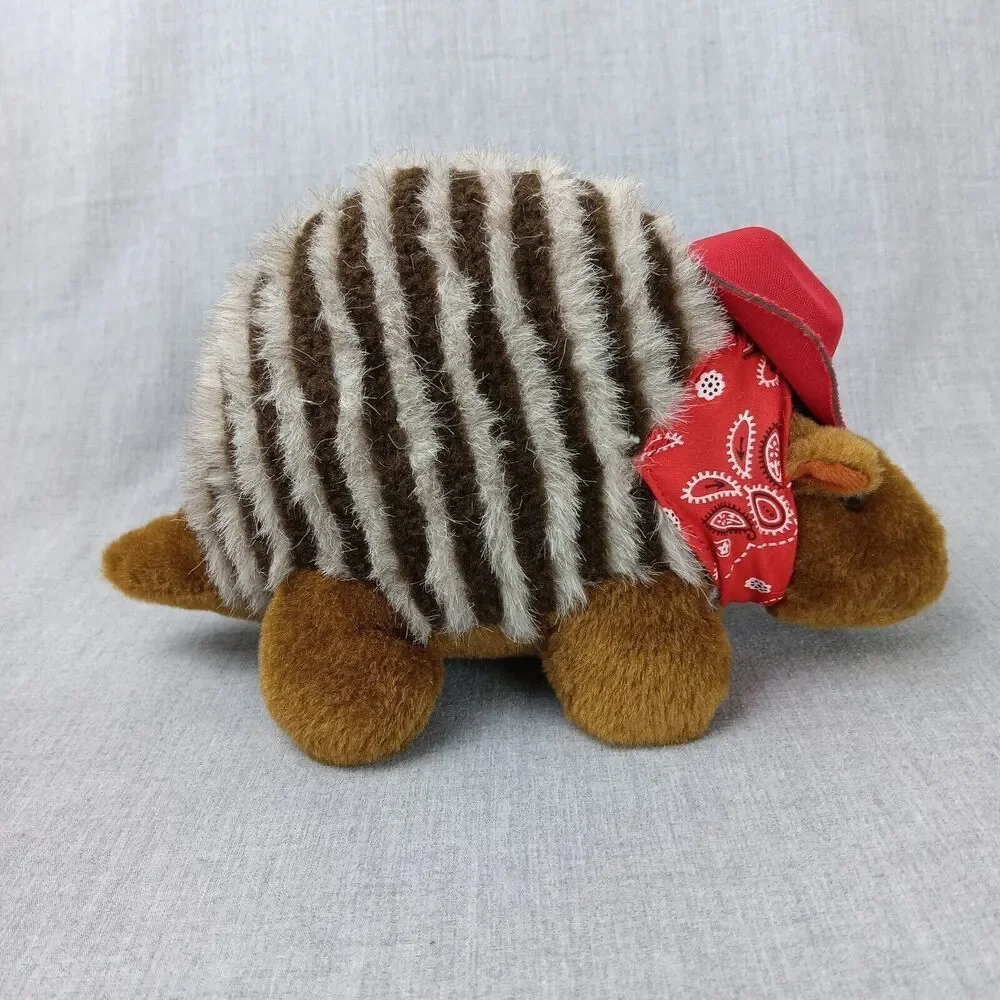 Buckaroo Bandits Armadillo Plush Red Bandana Texas Cowboy Hat Plus Friend Lot